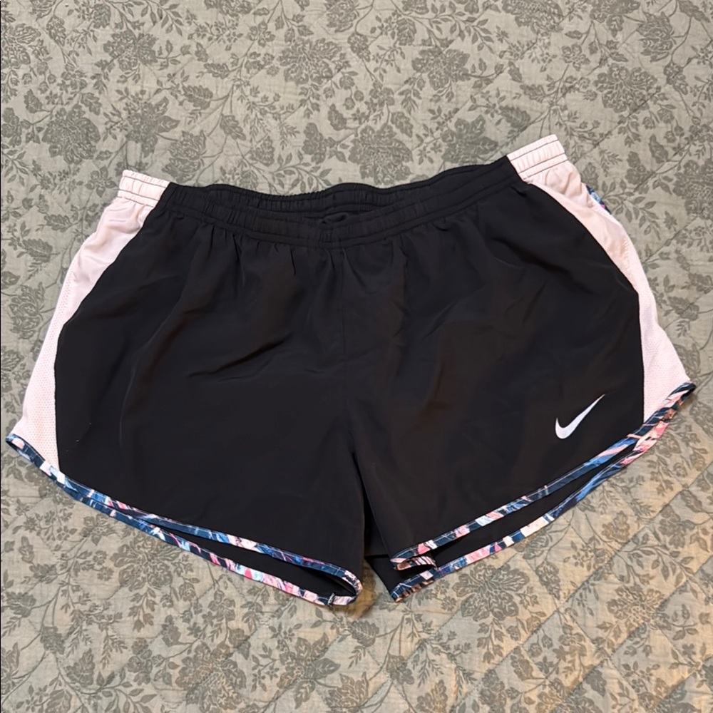 Nike Black and Pink Athletic Shorts Lightweight Breathable